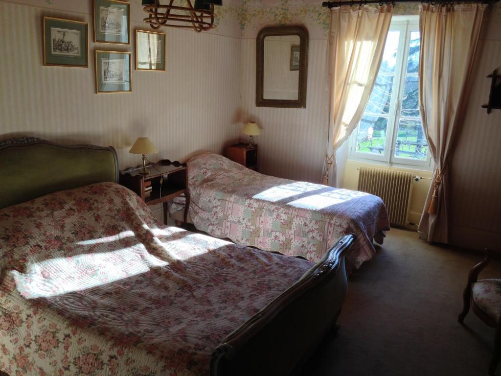 Domaine De Vilotte Bed & Breakfast Ardenais Room photo